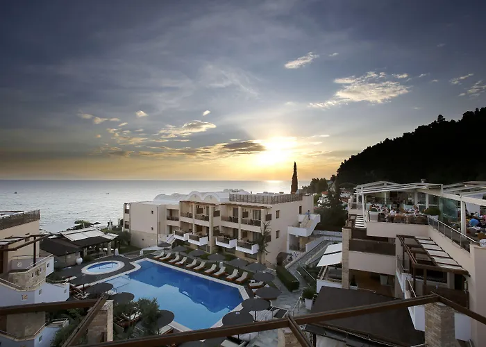ホテル Olympion Sunset Halkidiki Skála Foúrkas